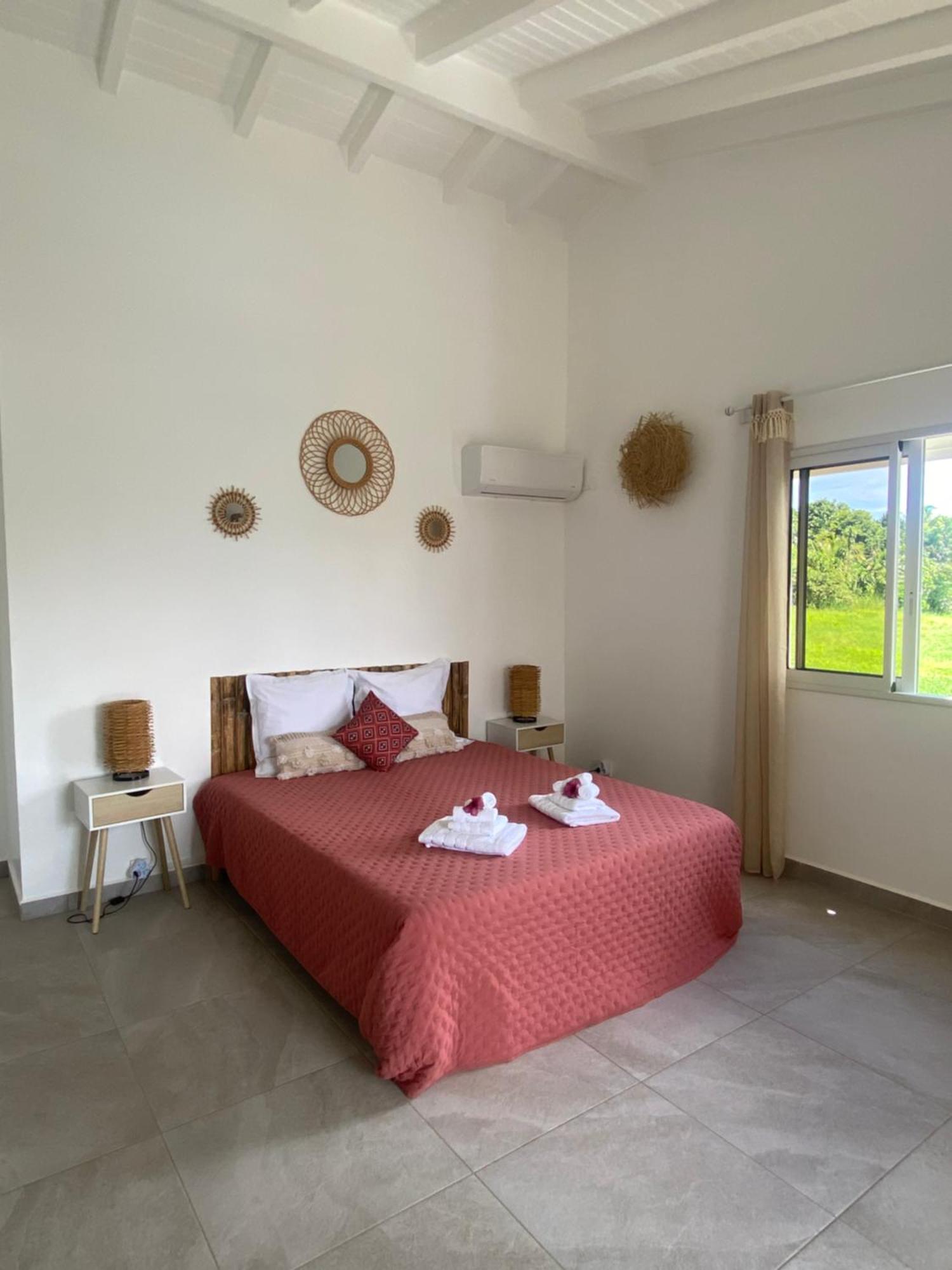 Villa Lanais Baie Mahault Eksteriør billede